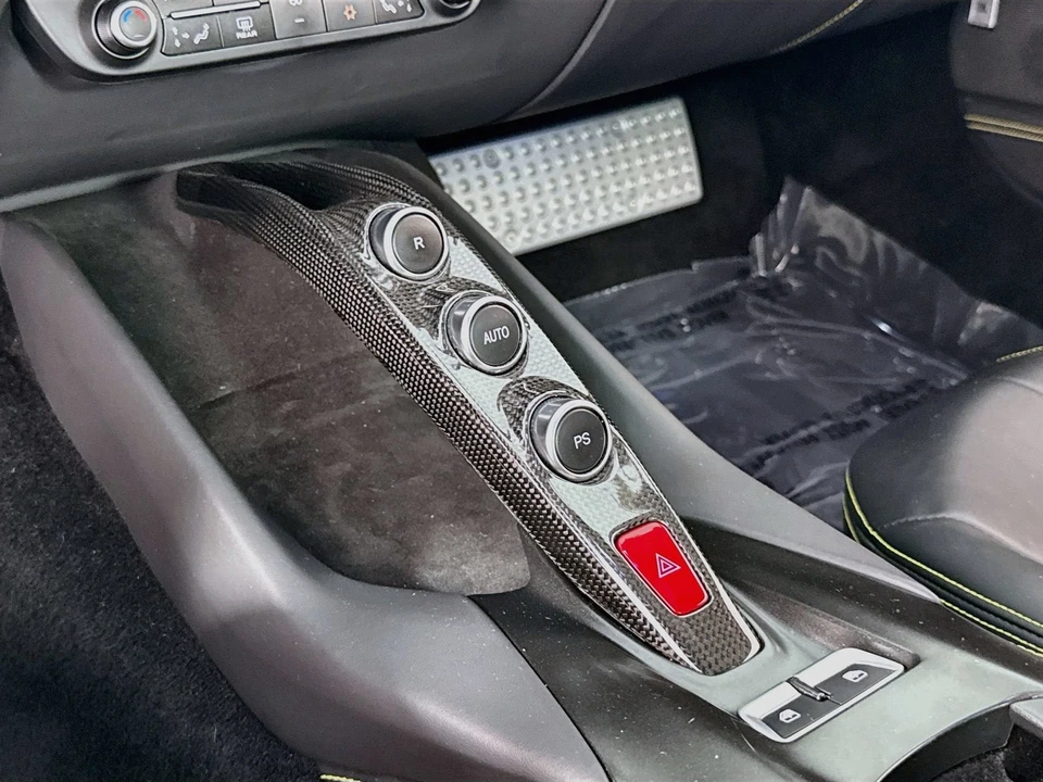 2018 Ferrari 812 Superfast - Image 15 of 29