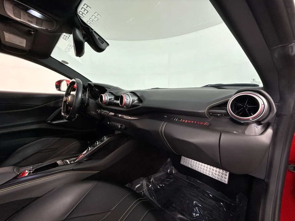2018 Ferrari 812 Superfast - Image 24 of 29