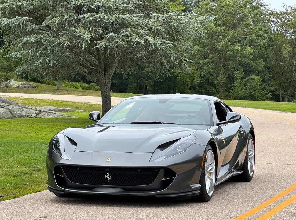 2018 Ferrari 812 Superfast - Image 3 of 31