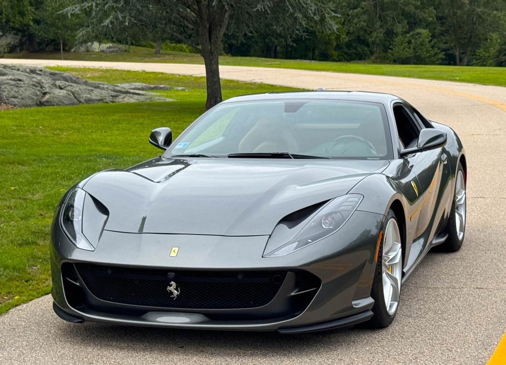 2018 Ferrari 812 Superfast - Image 2 of 31