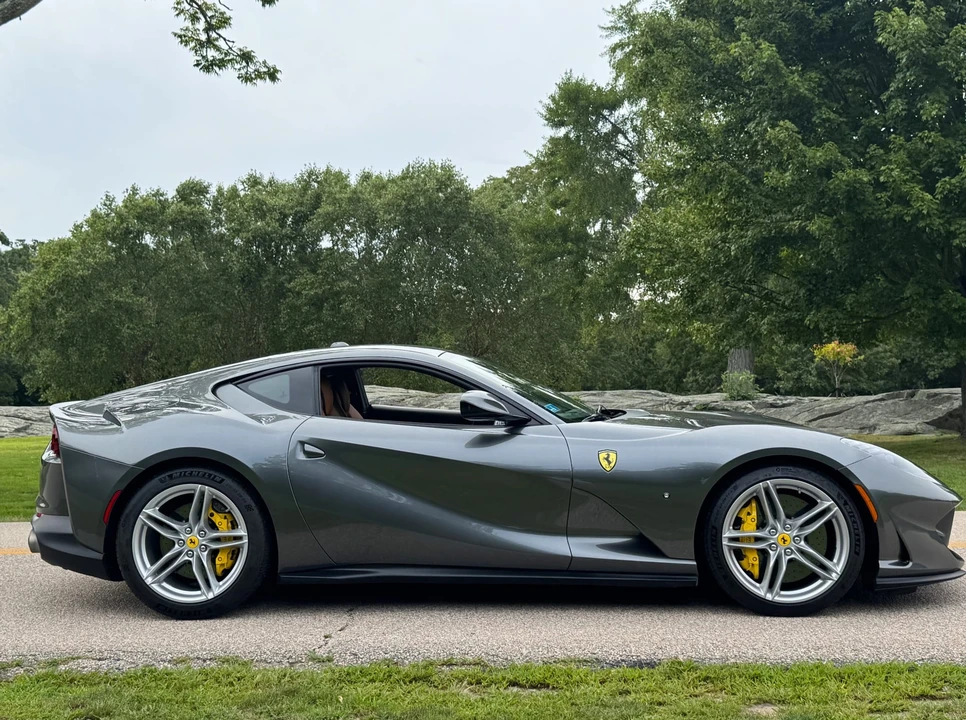 2018 Ferrari 812 Superfast - Image 22 of 31