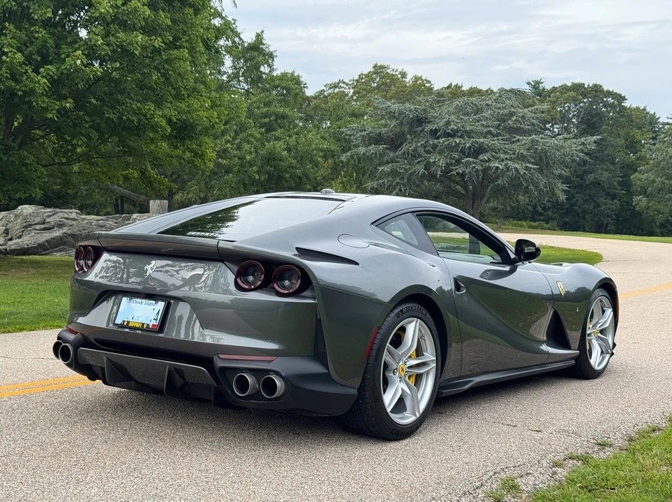 2018 Ferrari 812 Superfast - Image 18 of 31