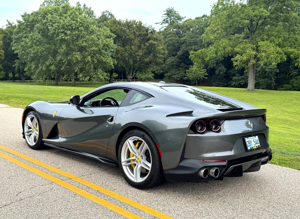 2018 Ferrari 812 Superfast - Image 16 of 31