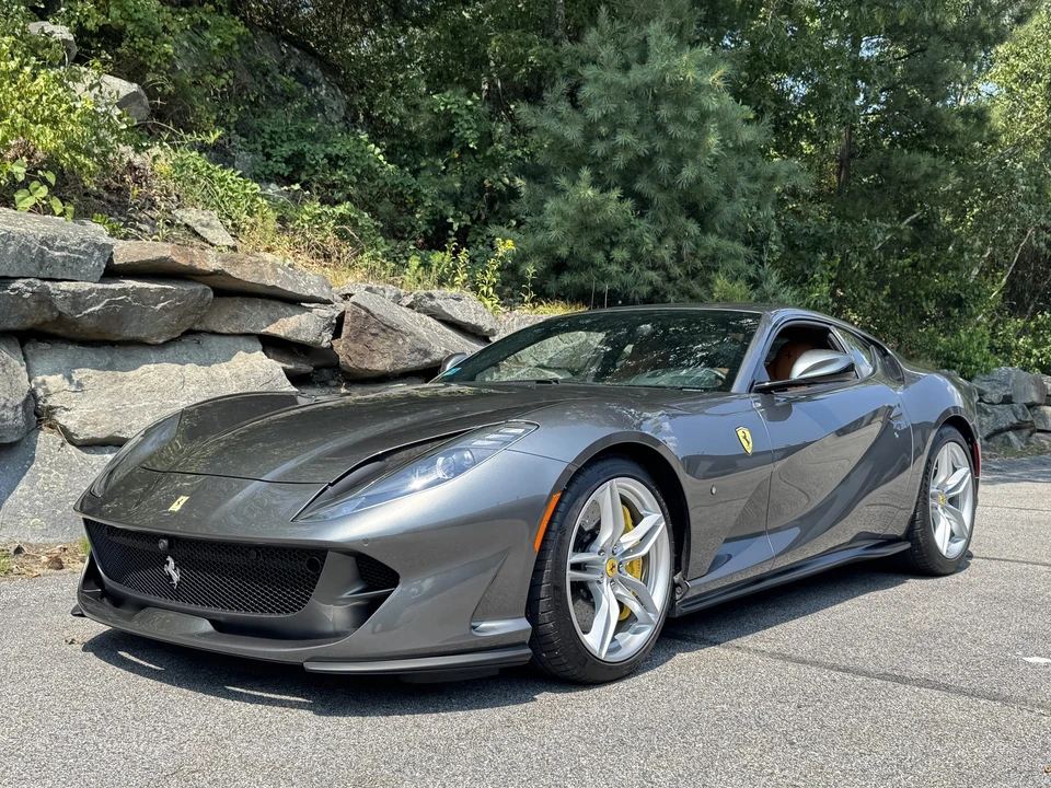 2018 Ferrari 812 Superfast - Image 26 of 31