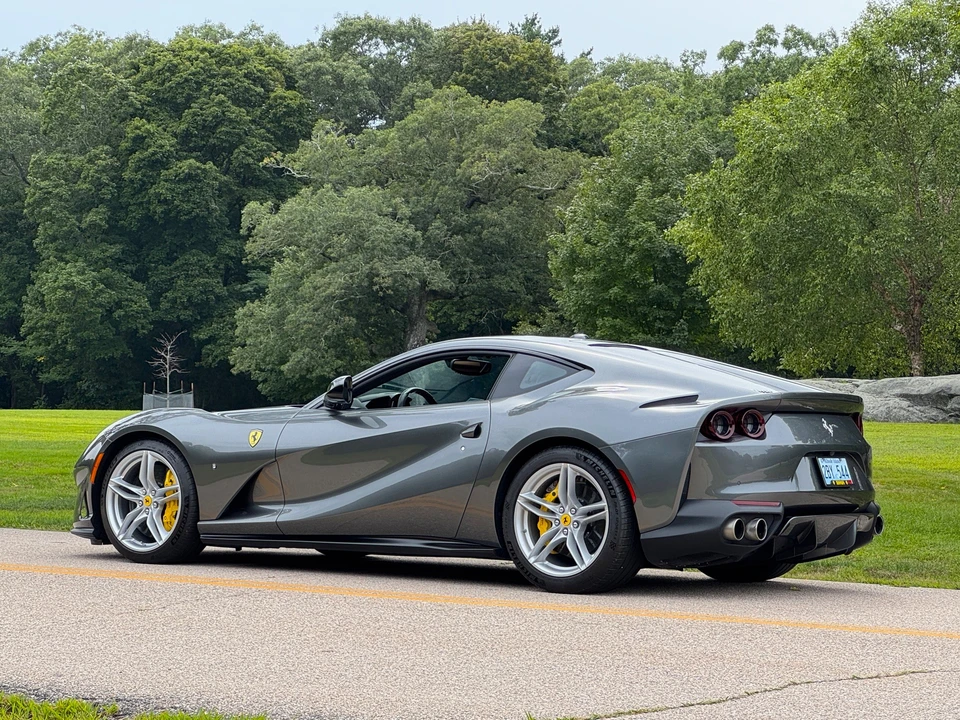 2018 Ferrari 812 Superfast - Image 13 of 31