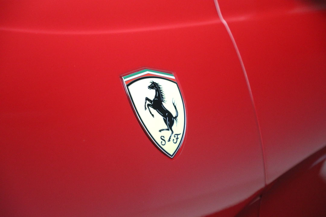 2018 Ferrari 812 Superfast - Image 27 of 31
