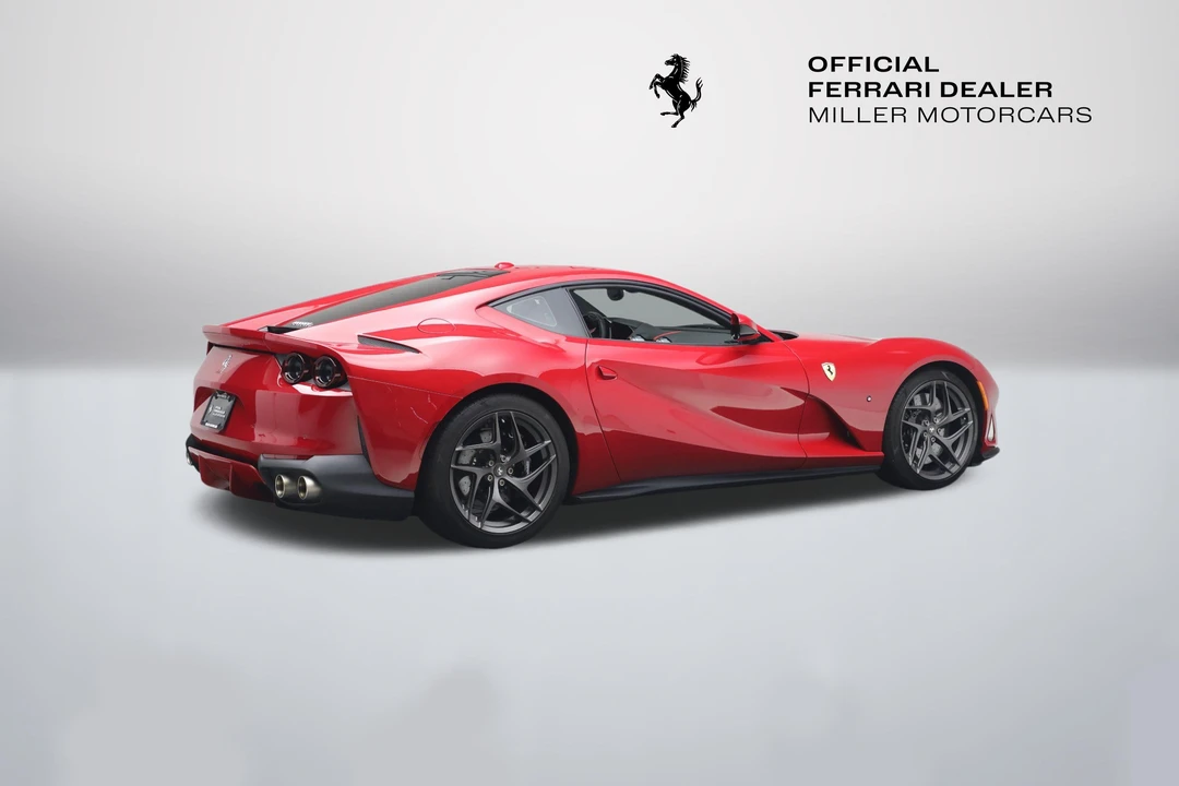 2018 Ferrari 812 Superfast - Image 8 of 31