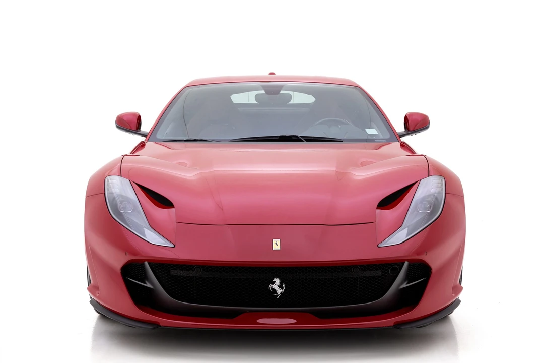 2018 Ferrari 812 Superfast - Image 8 of 31