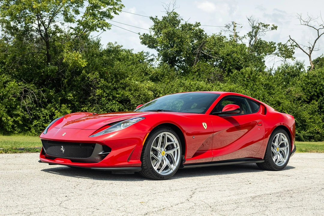 2018 Ferrari 812 Superfast - Image 16 of 31
