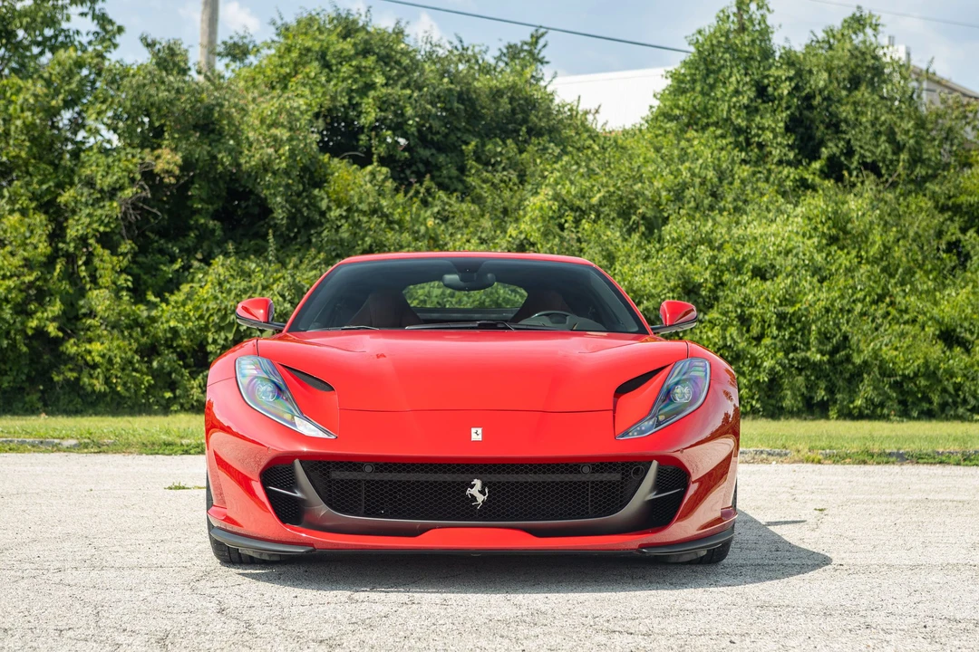 2018 Ferrari 812 Superfast - Image 15 of 31