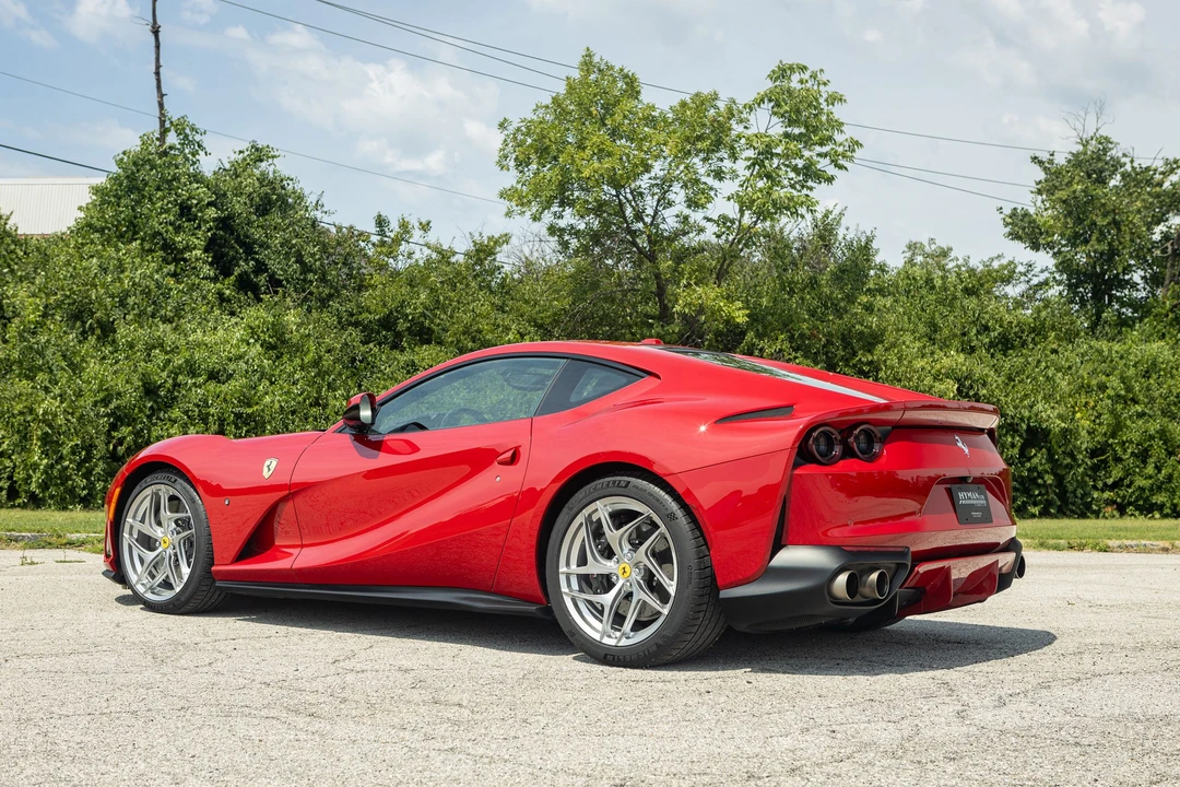 2018 Ferrari 812 Superfast - Image 18 of 31