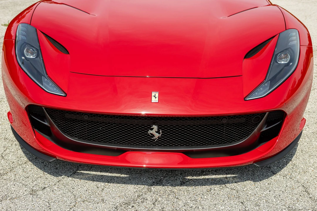 2018 Ferrari 812 Superfast - Image 24 of 31