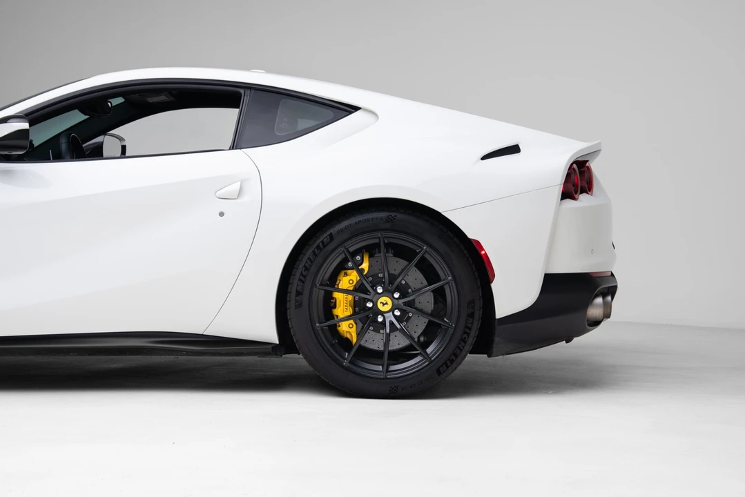 2018 Ferrari 812 Superfast - Image 13 of 21