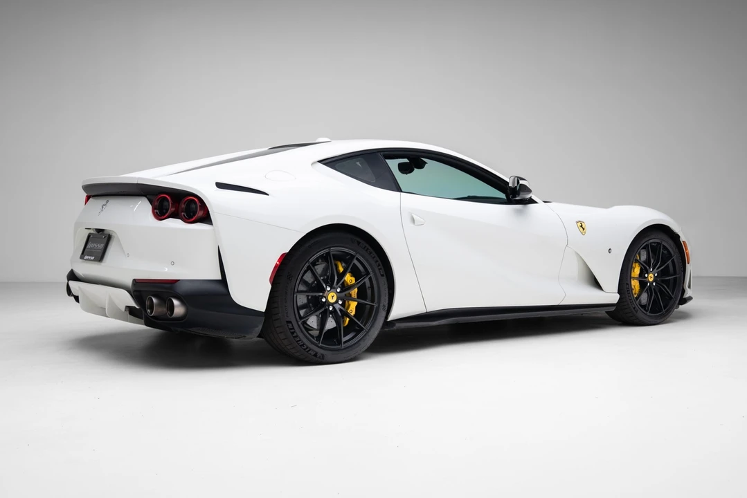 2018 Ferrari 812 Superfast - Image 5 of 12