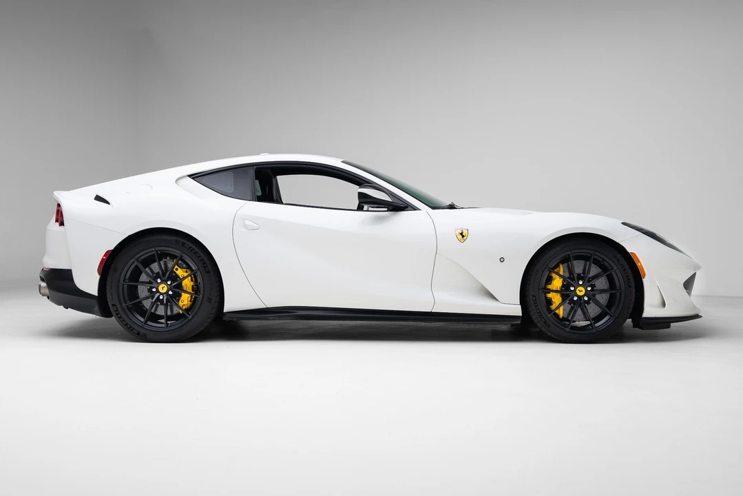 2018 Ferrari 812 Superfast - Image 3 of 12