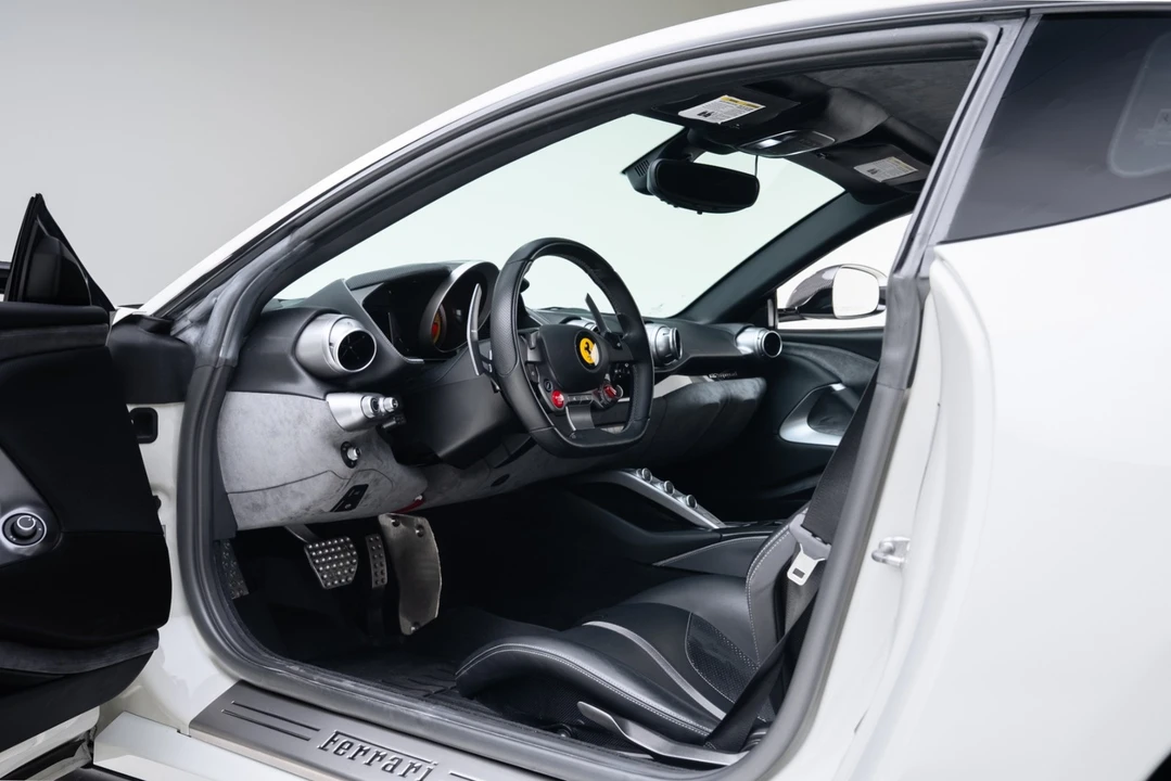2018 Ferrari 812 Superfast - Image 2 of 21