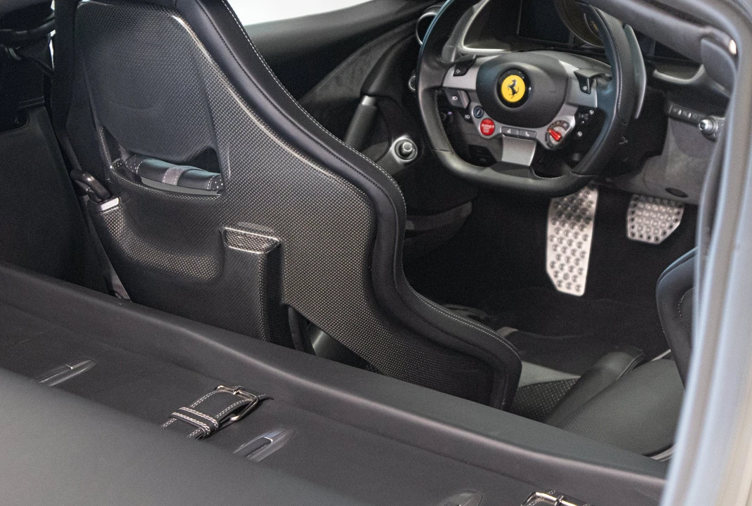 2018 Ferrari 812 Superfast - Image 6 of 19