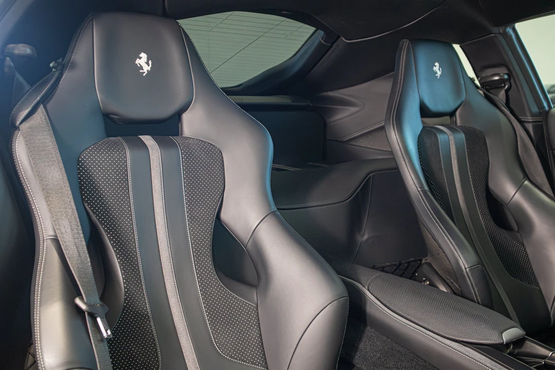 2018 Ferrari 812 Superfast - Image 17 of 19