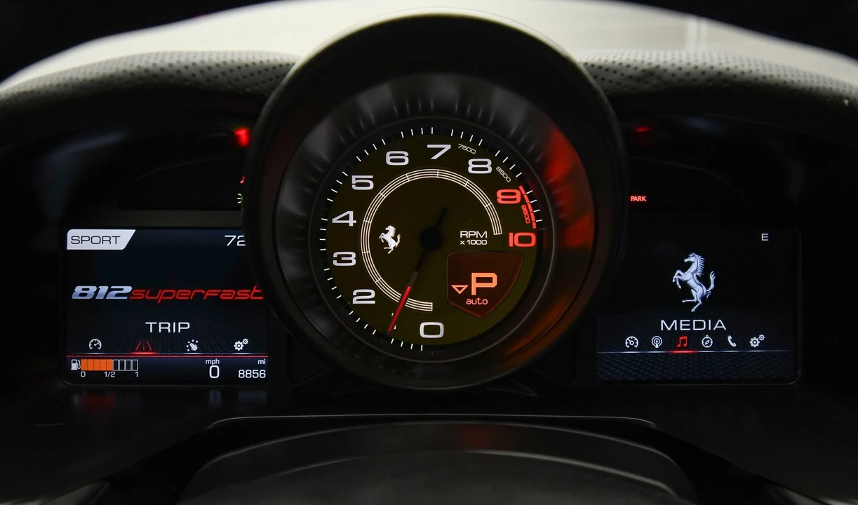 2018 Ferrari 812 Superfast - Image 20 of 31