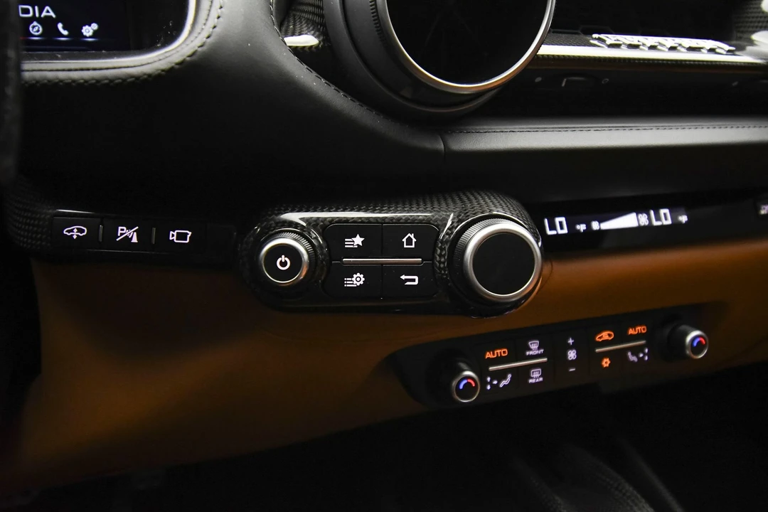 2018 Ferrari 812 Superfast - Image 29 of 31