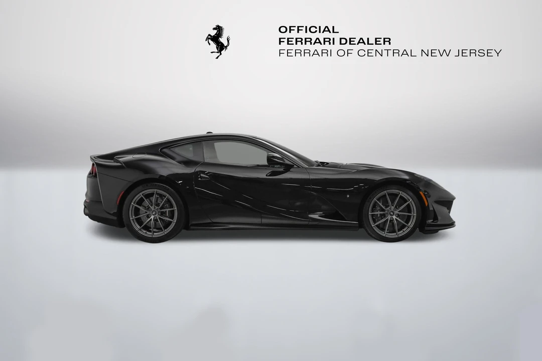 2018 Ferrari 812 Superfast - Image 8 of 31