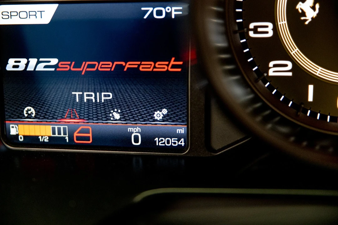 2018 Ferrari 812 Superfast - Image 21 of 31