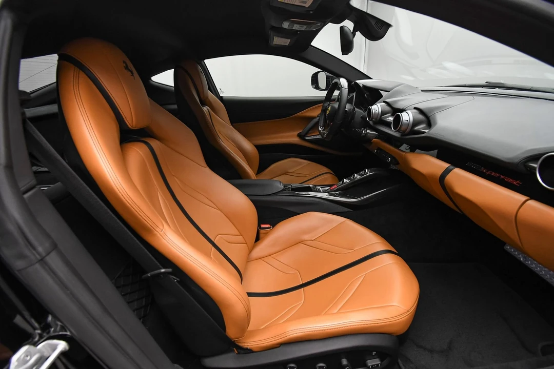 2018 Ferrari 812 Superfast - Image 15 of 31
