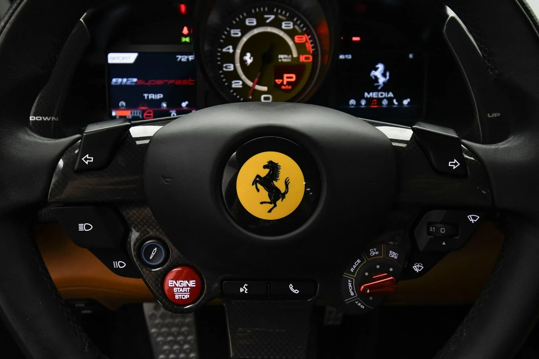 2018 Ferrari 812 Superfast - Image 18 of 31