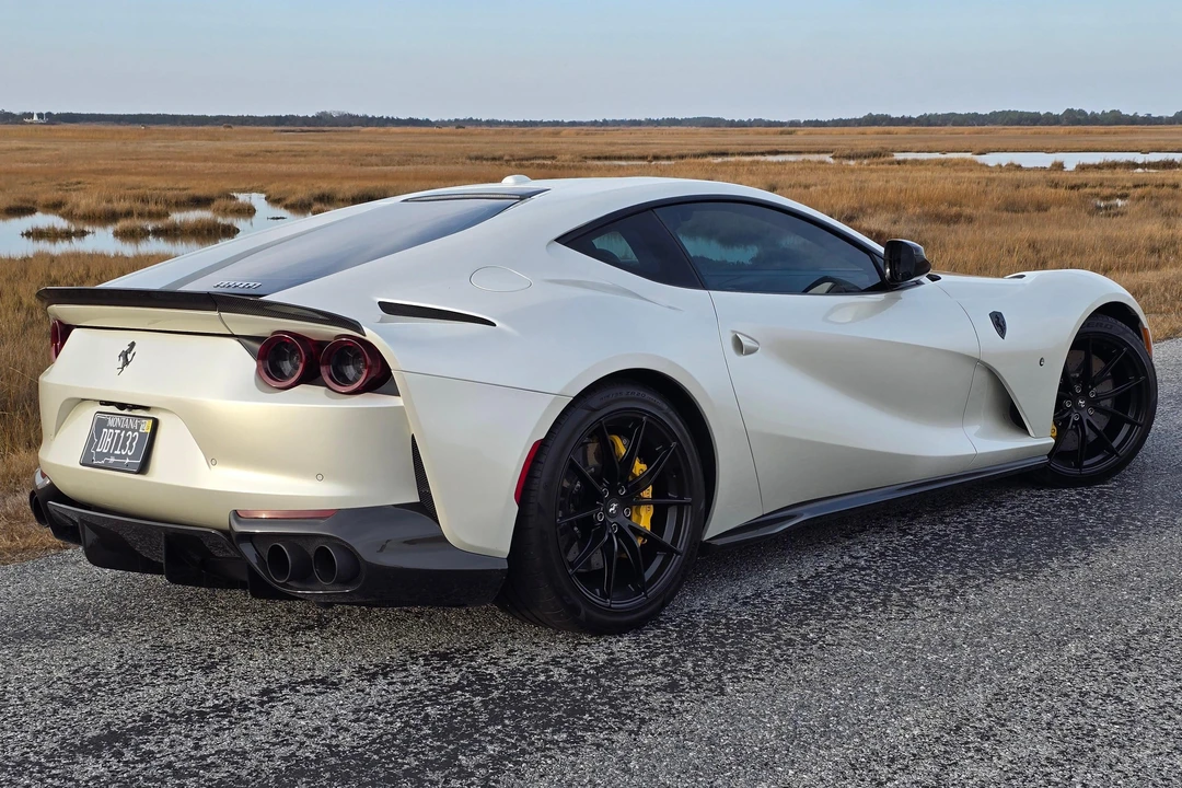 2018 Ferrari 812 Superfast - Image 4 of 31