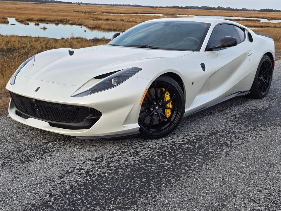 2018 Ferrari 812 Superfast - Image 13 of 31