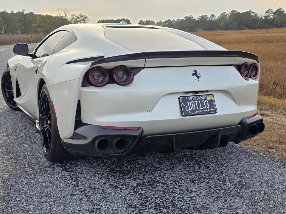 2018 Ferrari 812 Superfast - Image 27 of 31
