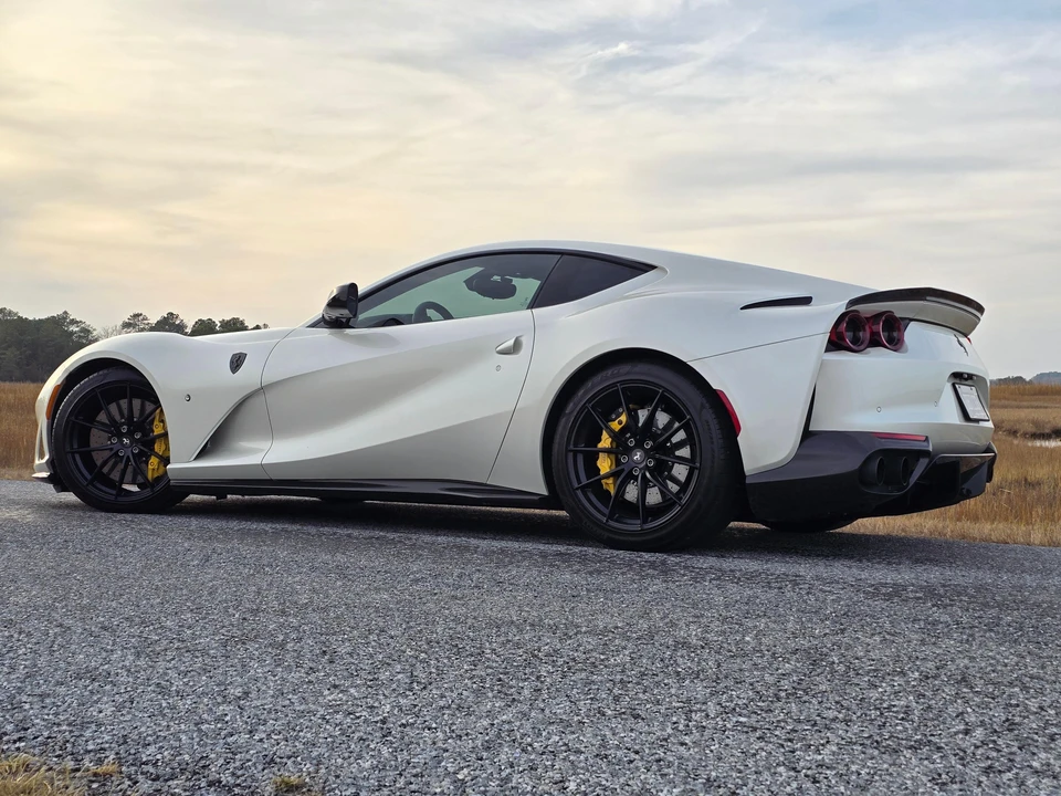2018 Ferrari 812 Superfast - Image 20 of 31
