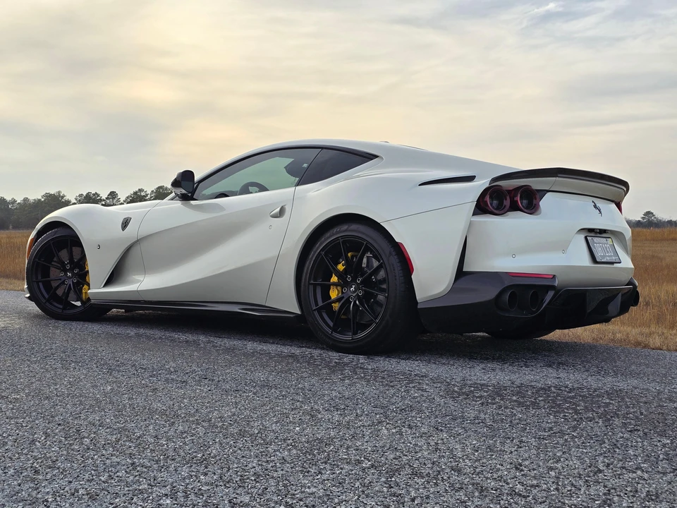 2018 Ferrari 812 Superfast - Image 18 of 31