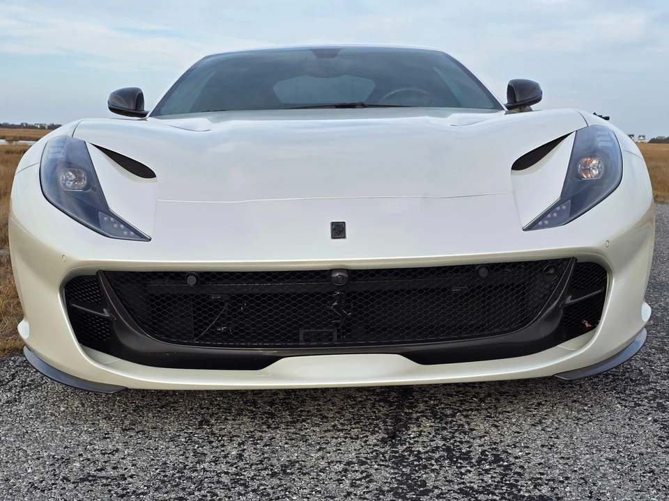 2018 Ferrari 812 Superfast - Image 6 of 31