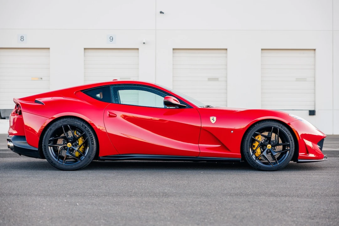 2018 Ferrari 812 Superfast - Image 14 of 21