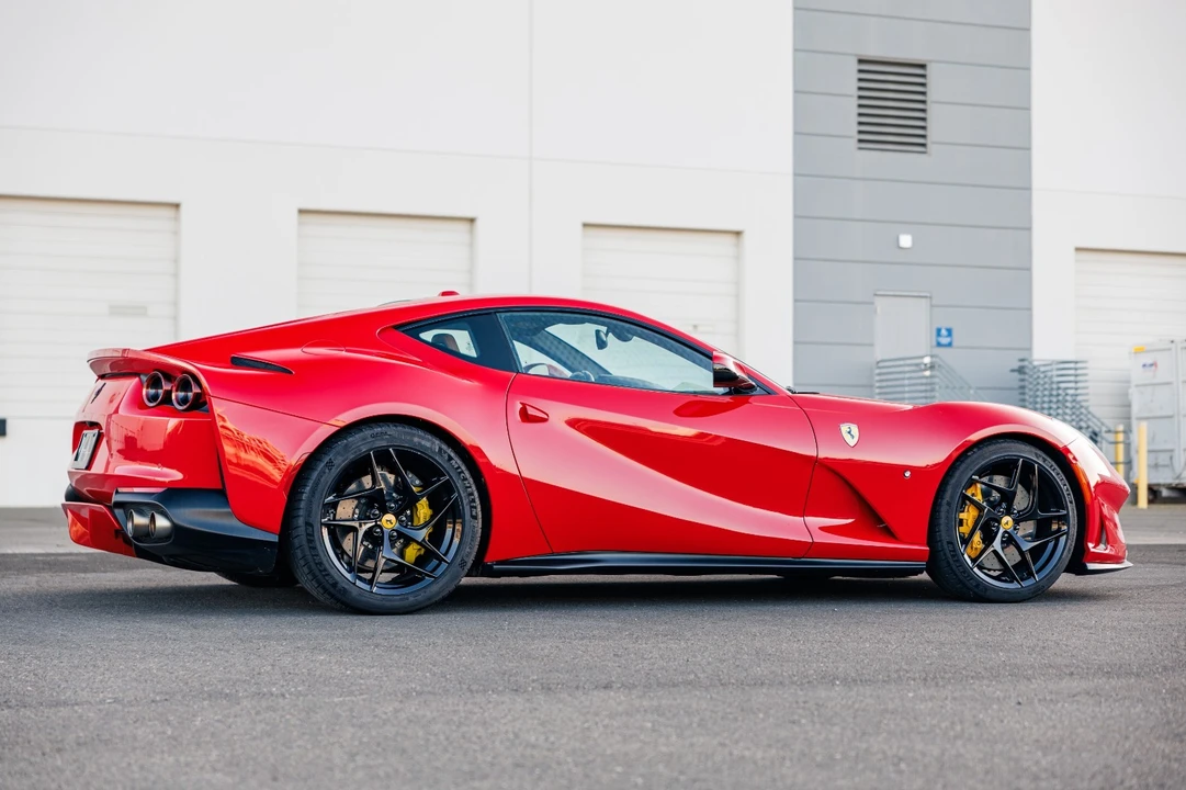 2018 Ferrari 812 Superfast - Image 13 of 21