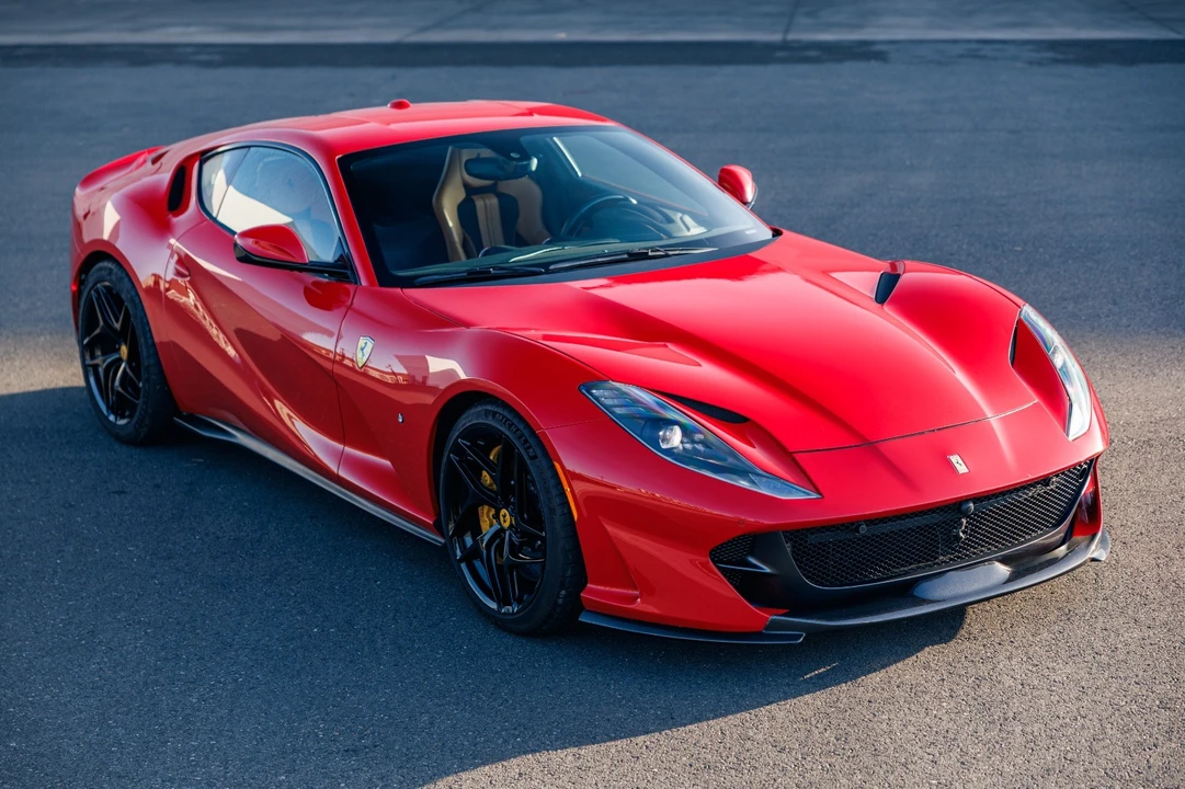 2018 Ferrari 812 Superfast - Image 15 of 21