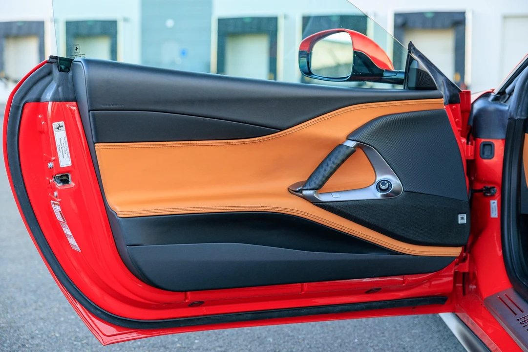 2018 Ferrari 812 Superfast - Image 18 of 21