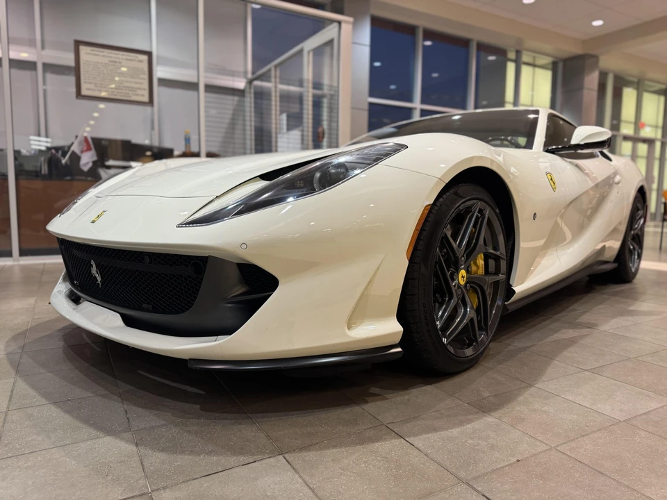2018 Ferrari 812 Superfast - Image 16 of 31