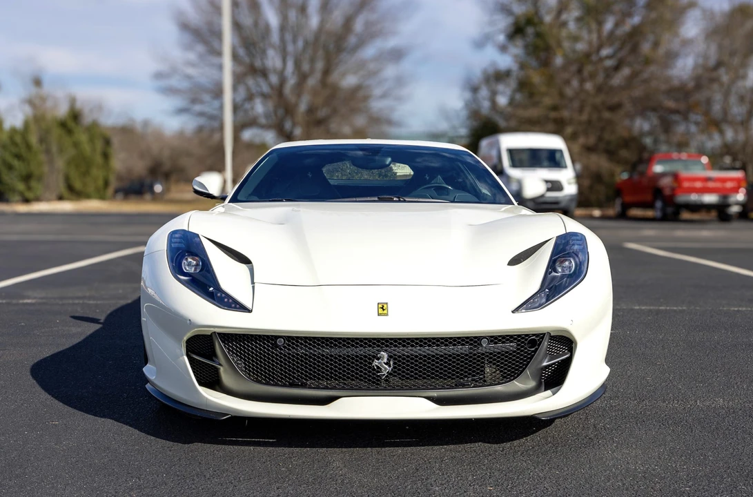 2018 Ferrari 812 Superfast - Image 3 of 31