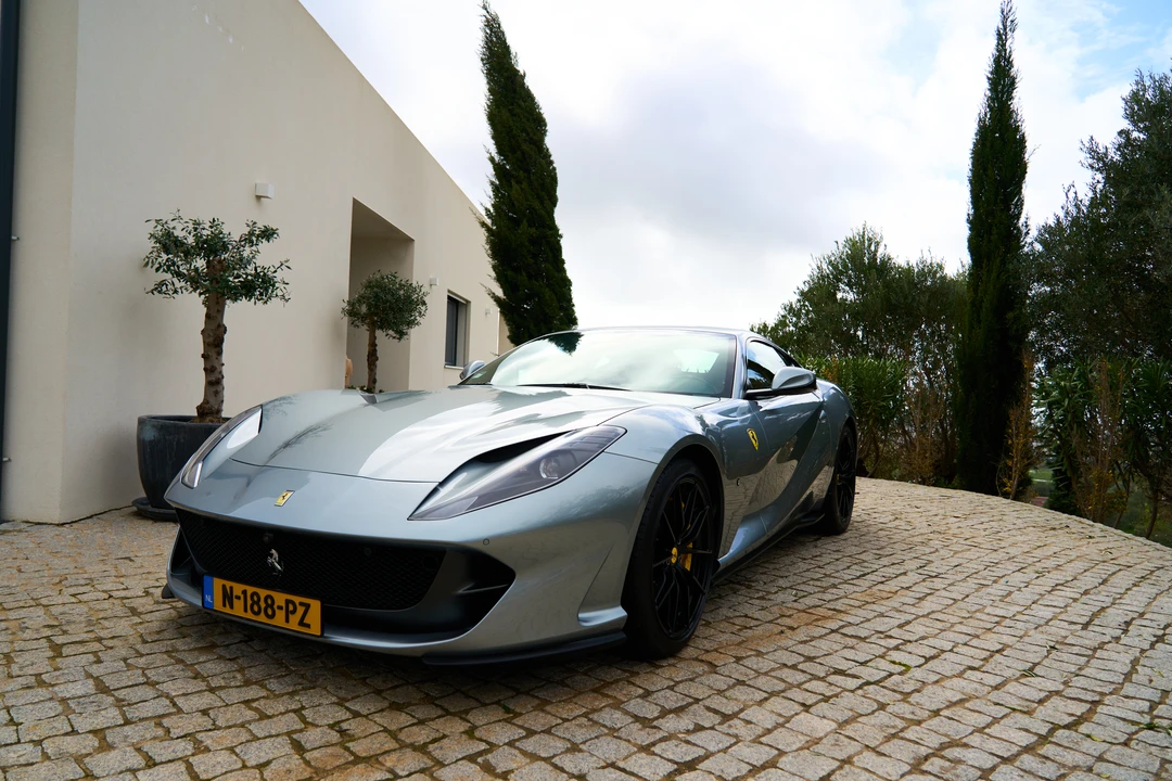2018 Ferrari 812 Superfast - Image 3 of 31