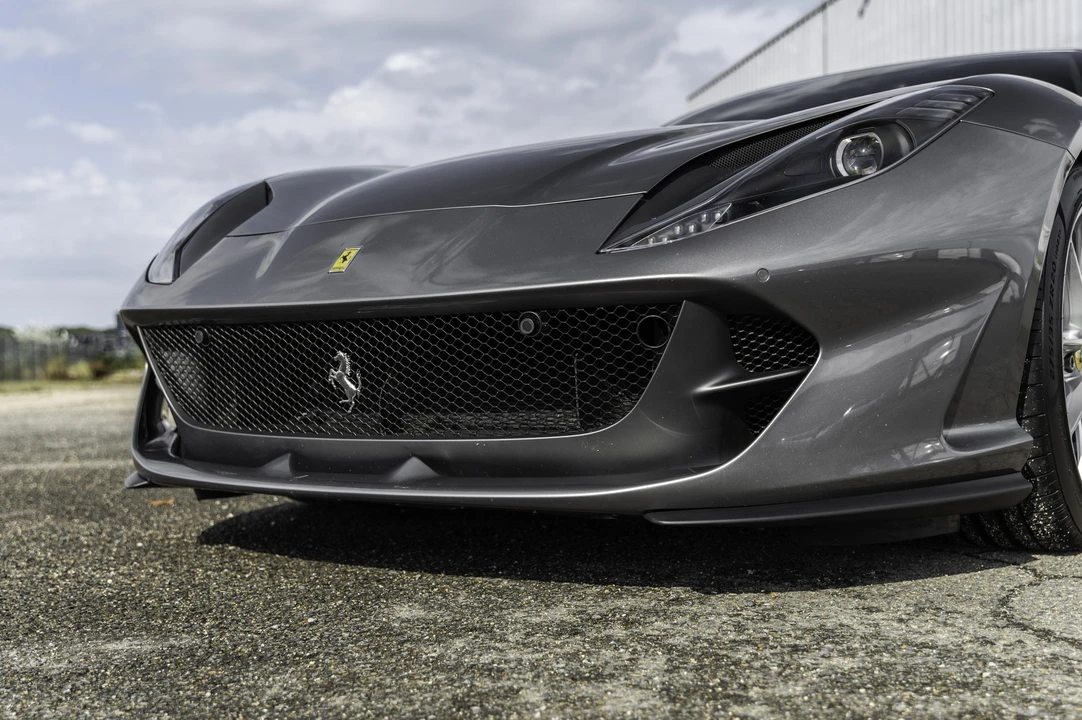 2018 Ferrari 812 Superfast - Image 12 of 31