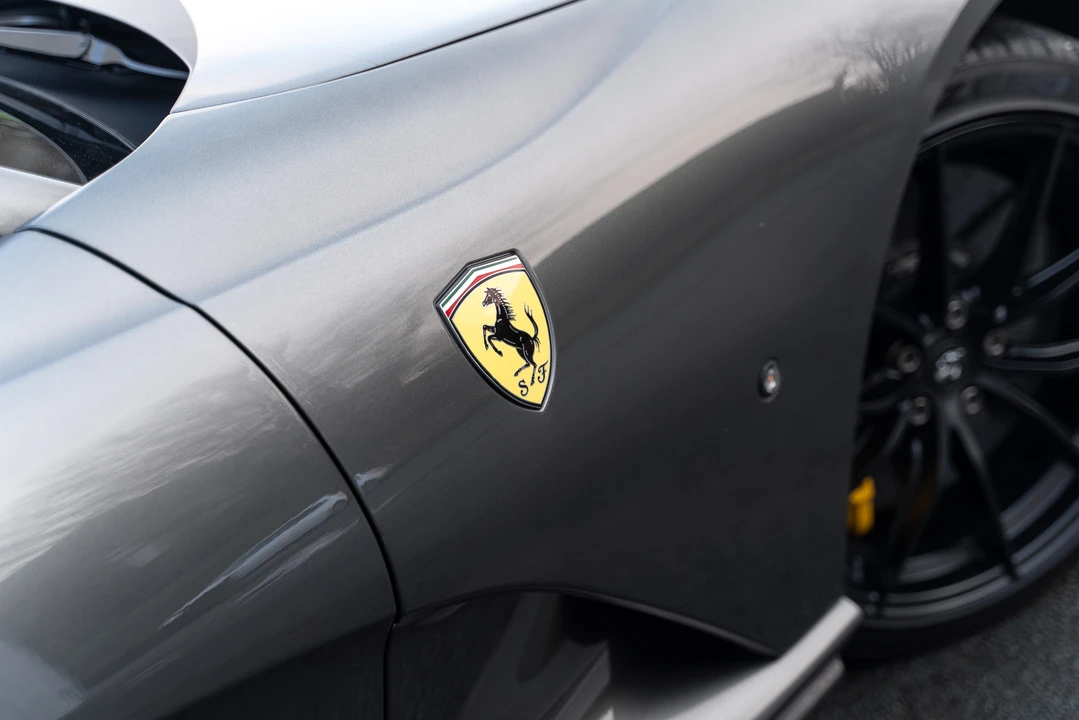 2018 Ferrari 812 Superfast - Image 15 of 31