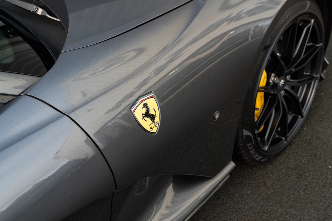 2018 Ferrari 812 Superfast - Image 21 of 31