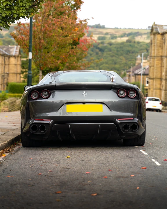 2018 Ferrari 812 Superfast - Image 6 of 31