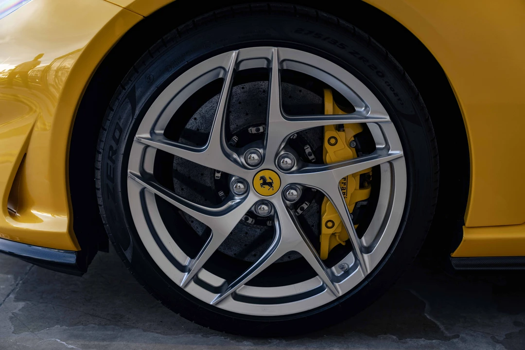 2018 Ferrari 812 Superfast - Image 30 of 31