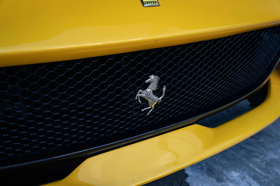 2018 Ferrari 812 Superfast - Image 15 of 31