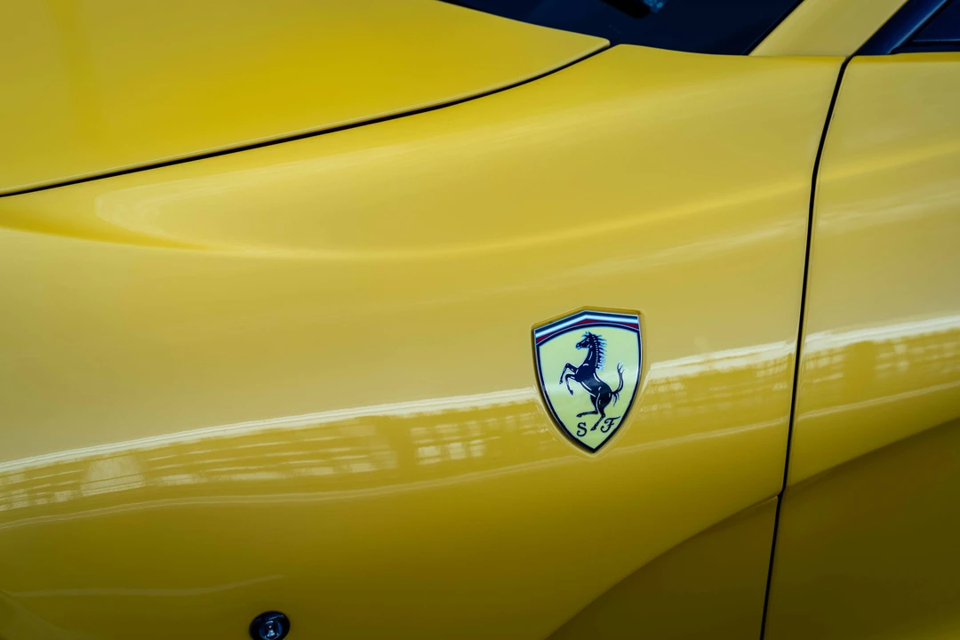 2018 Ferrari 812 Superfast - Image 25 of 31