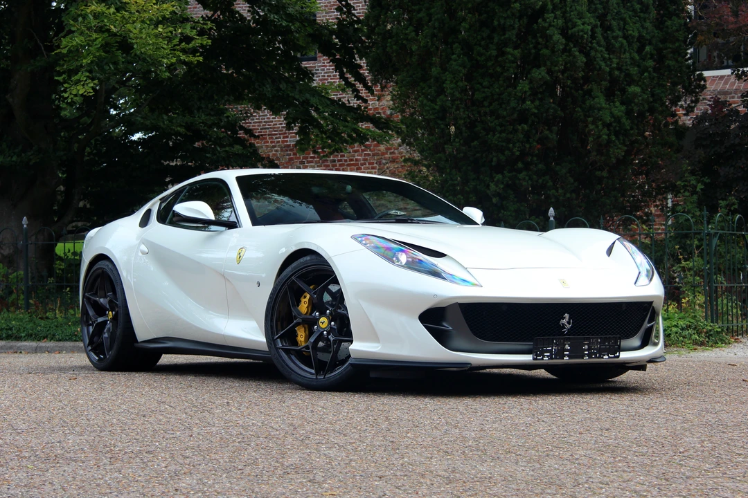 2018 Ferrari 812 Superfast - Image 13 of 31