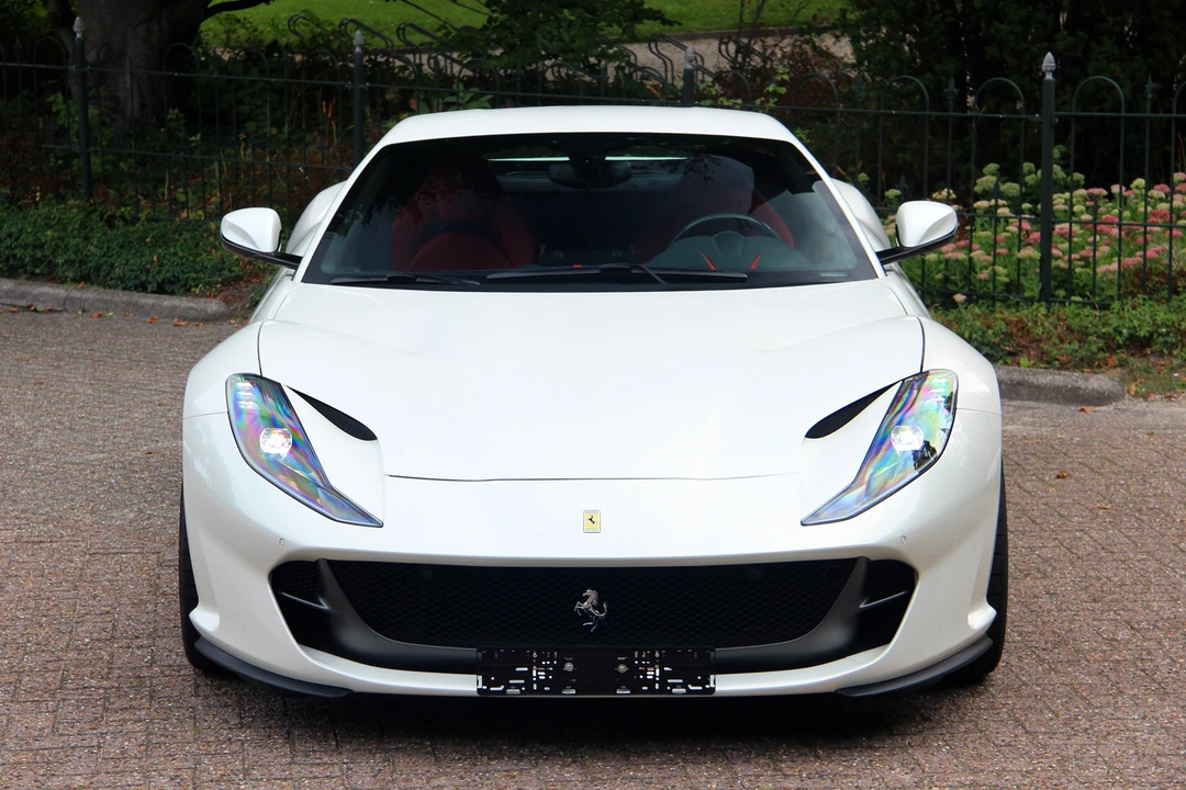 2018 Ferrari 812 Superfast - Image 11 of 31